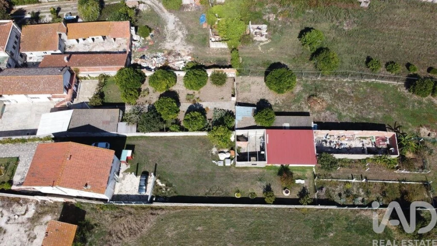 Moradia T4 para Venda em Lavos Foto 32