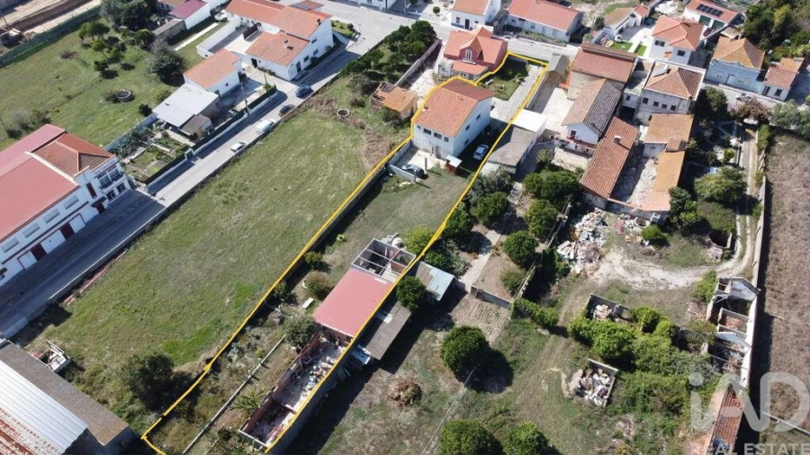 Moradia T4 para Venda em Lavos Foto 2