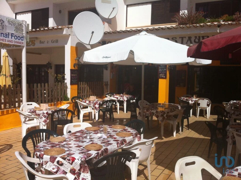 Loja para Venda em Albufeira e Olhos de Água Foto 1