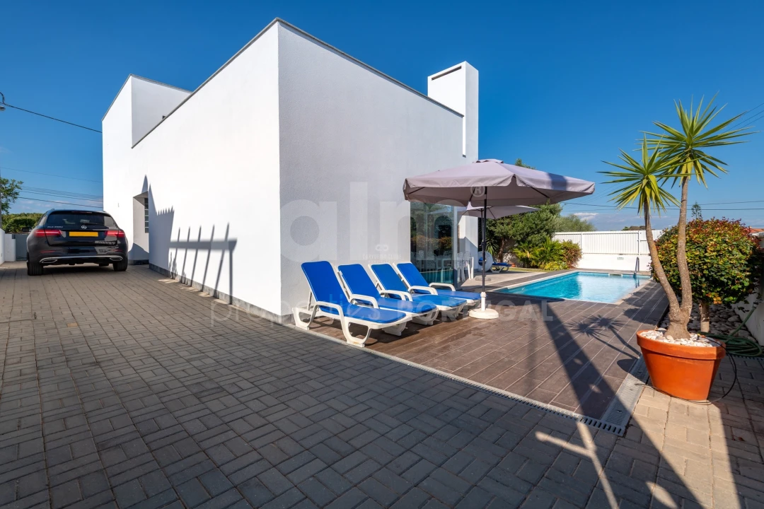 Moradia T4 para Venda em Ferragudo Foto 50
