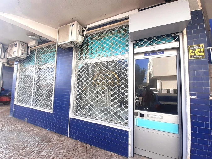 Negócio para Venda em Loures Foto 17