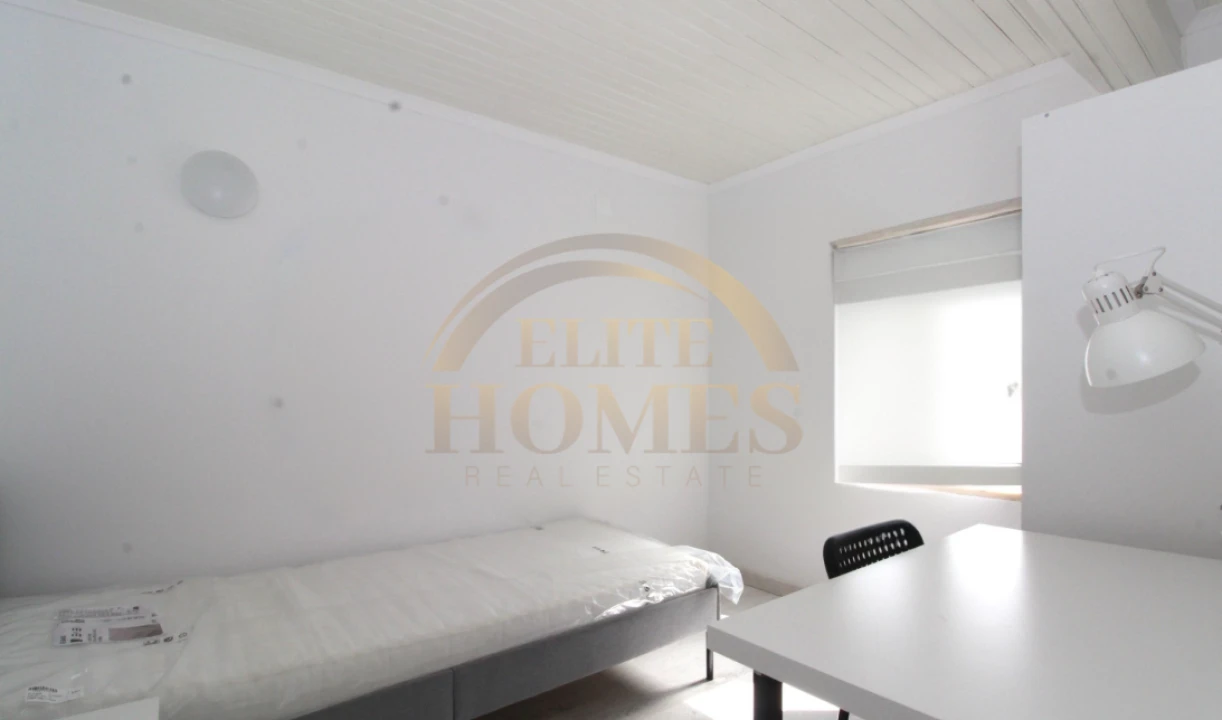 Moradia T9 para Venda em Ajuda Foto 9