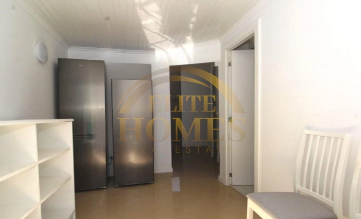 Moradia T9 para Venda em Ajuda Foto 5