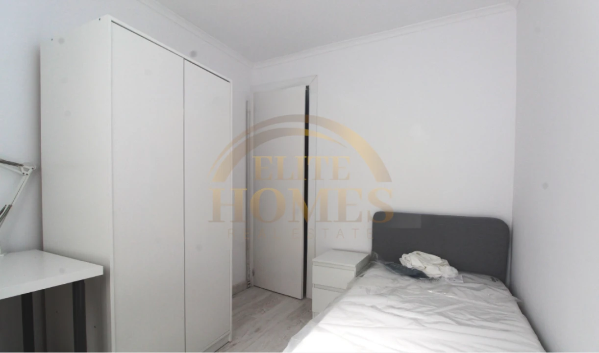 Moradia T9 para Venda em Ajuda Foto 15