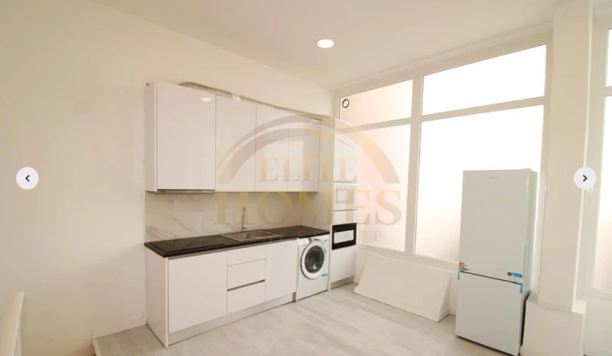 Negócio para Venda em Laranjeiro e Feijó Foto 2