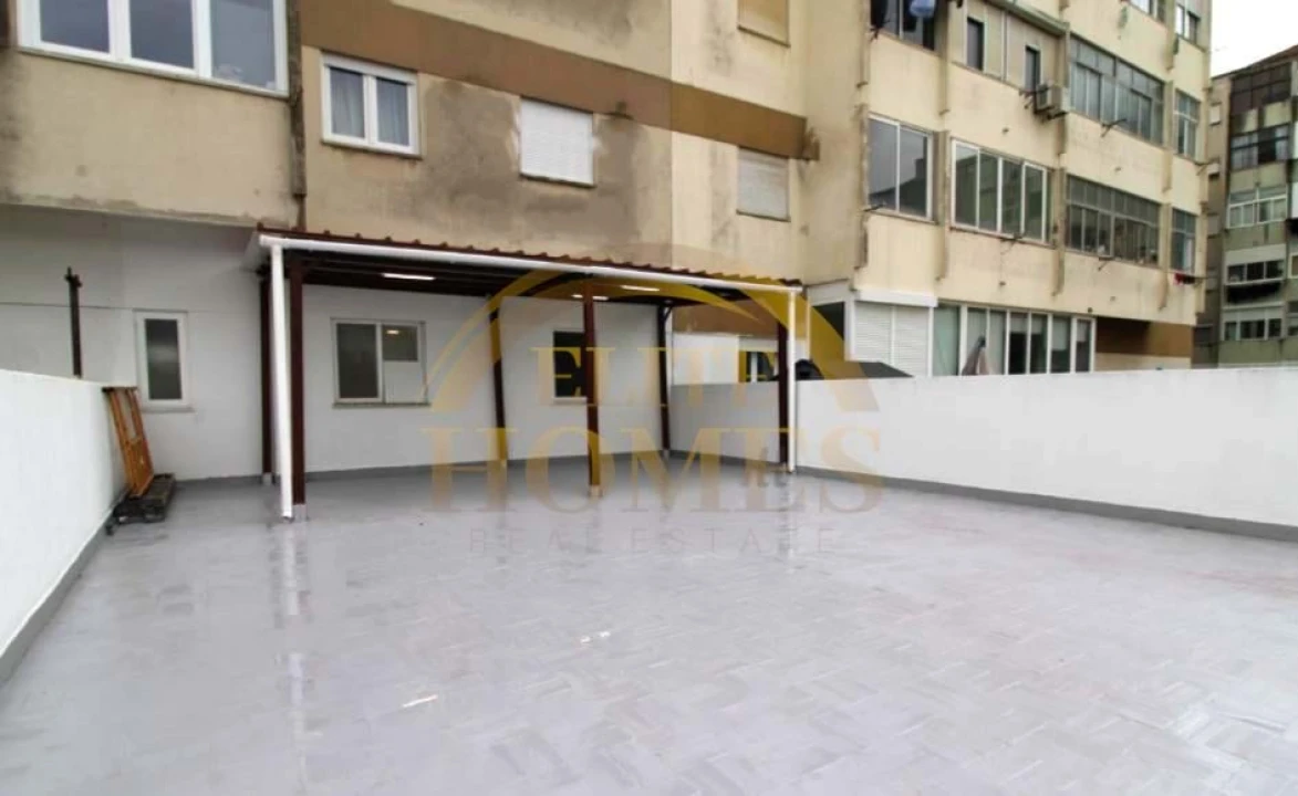 Negócio para Venda em Alto do Seixalinho, Santo André e Verderena Foto 4