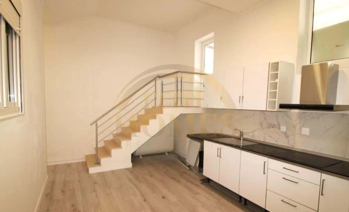 Negócio para Venda em Alto do Seixalinho, Santo André e Verderena Foto 1