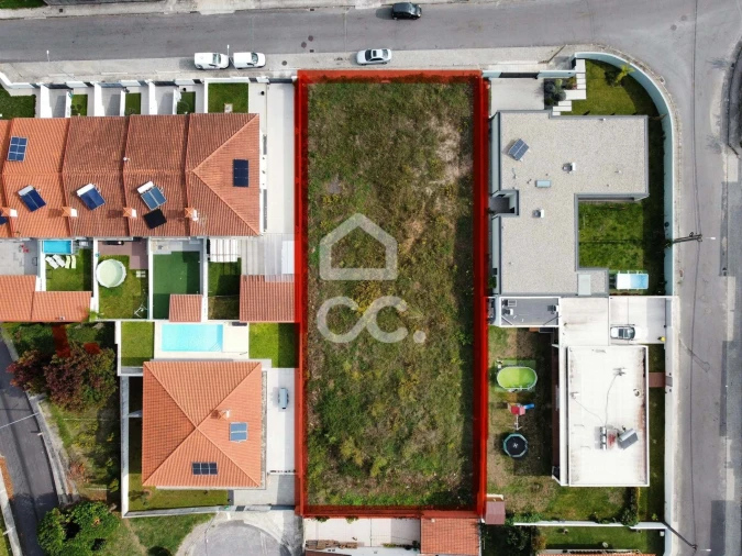 Terreno para Venda em Vila Nova de Famalicão e Calendário Foto 2