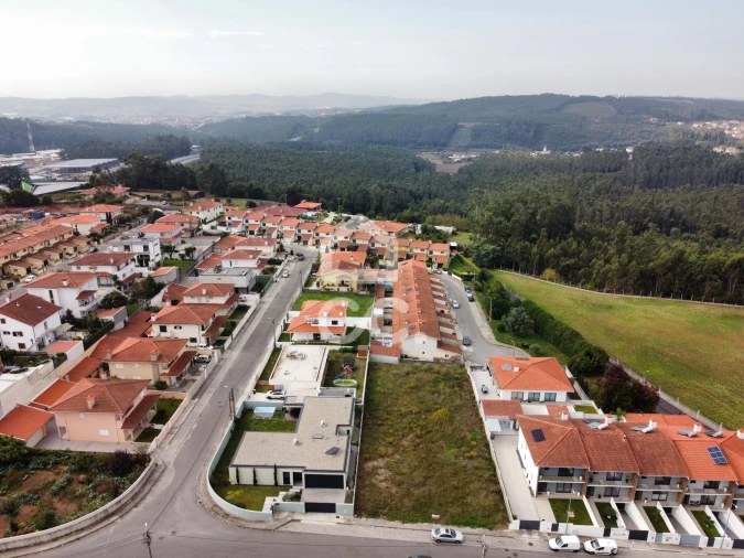 Terreno para Venda em Vila Nova de Famalicão e Calendário Foto 7