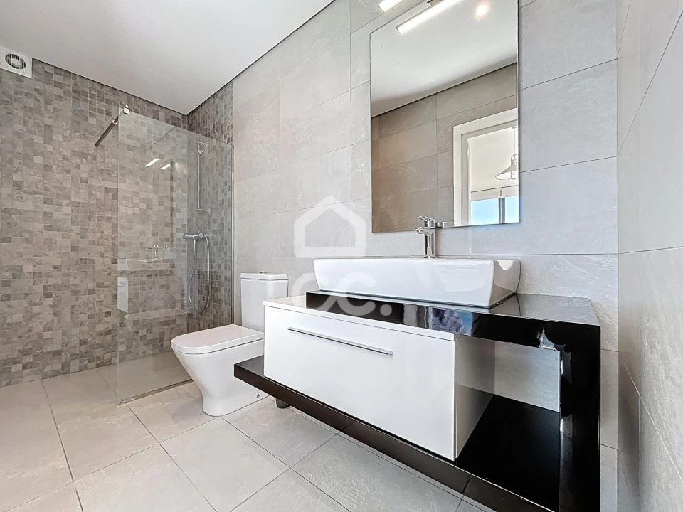 Moradia T4 para Venda em Foz do Arelho Foto 11