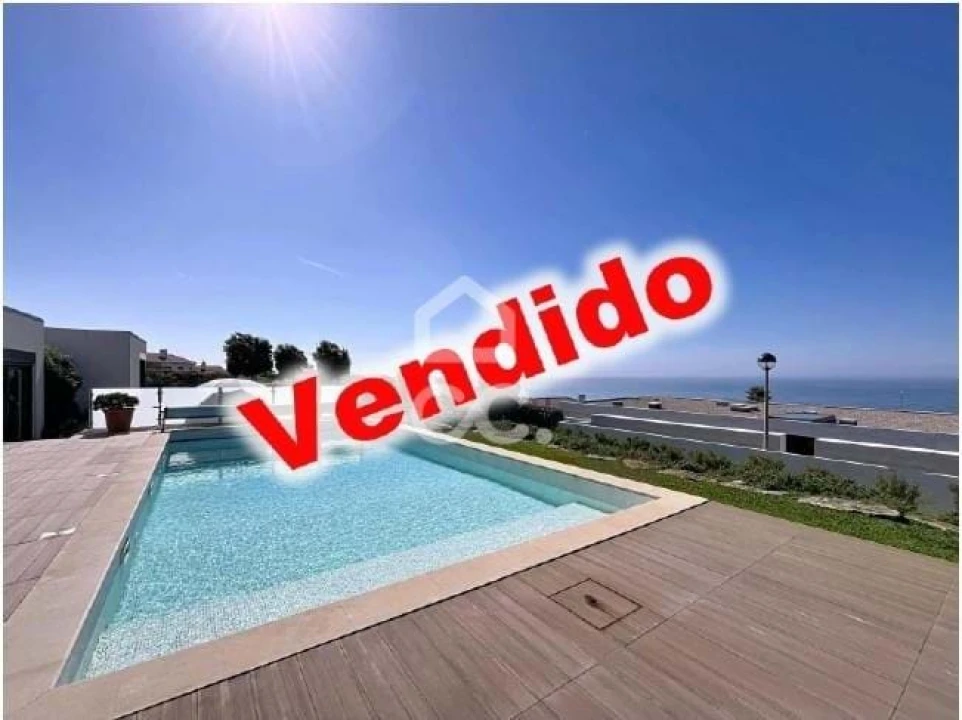 Moradia T4 para Venda em Foz do Arelho Foto 1