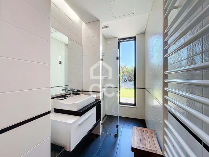 Moradia T4 para Venda em Foz do Arelho Foto 38