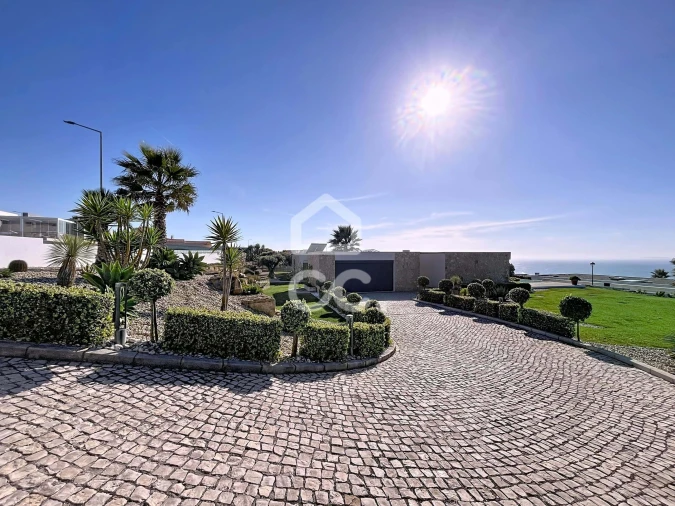 Moradia T4 para Venda em Foz do Arelho Foto 40