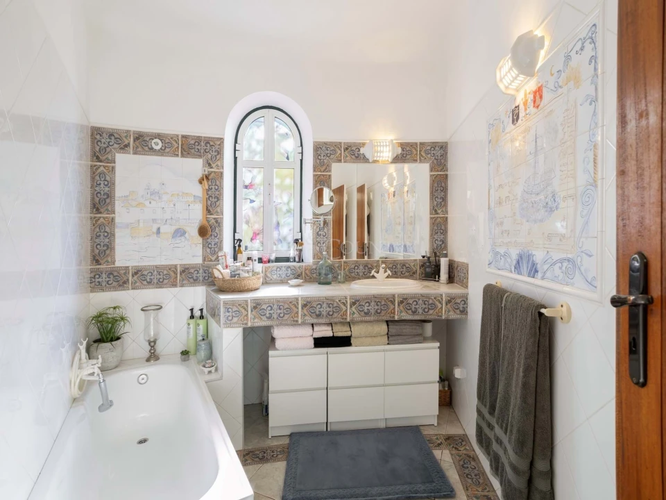 Moradia T4 para Venda em Santa Catarina da Fonte do Bispo Foto 21