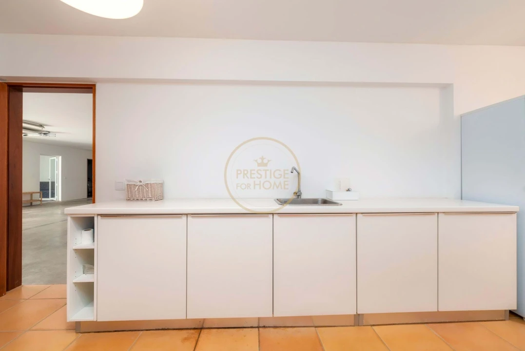 Moradia T9 para Venda em Almancil Foto 34