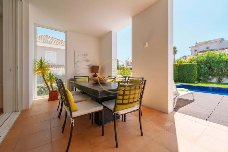 Moradia T9 para Venda em Almancil Foto 50