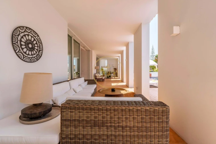 Moradia T9 para Venda em Almancil Foto 6