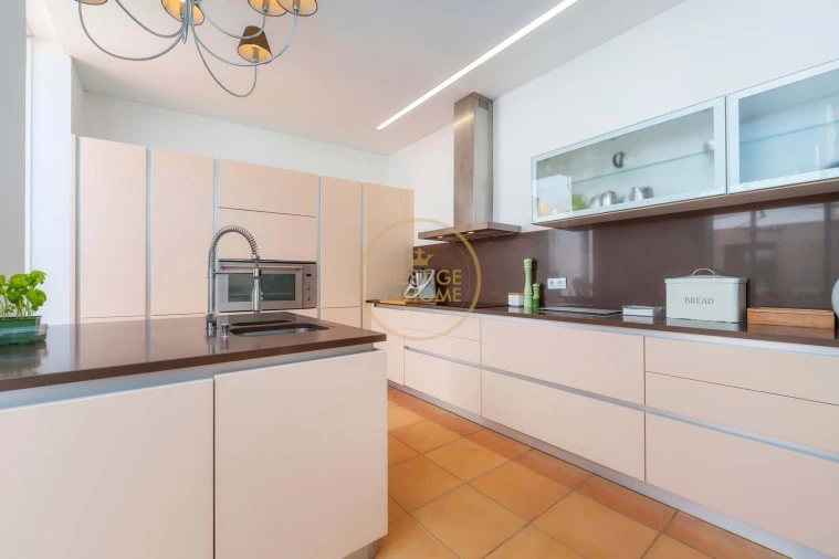 Moradia T9 para Venda em Almancil Foto 41