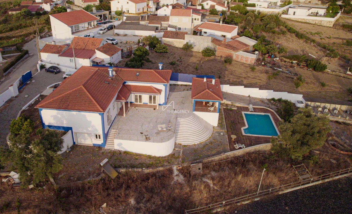 Quinta T4 para Venda em Salir de Matos Foto 36