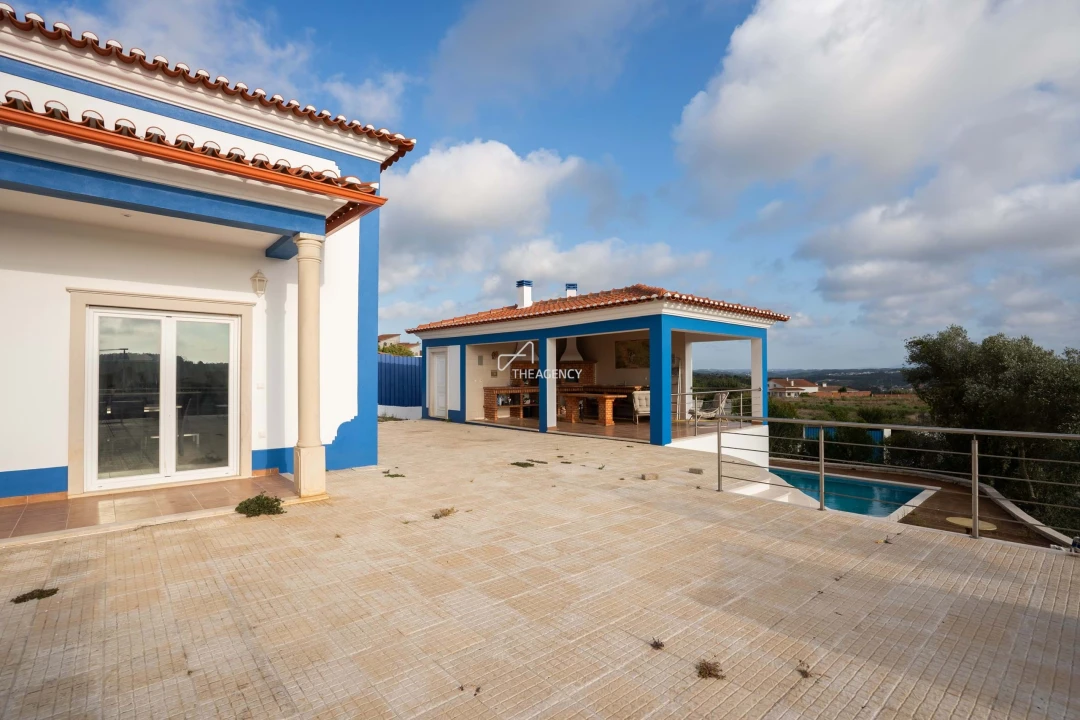 Quinta T4 para Venda em Salir de Matos Foto 16