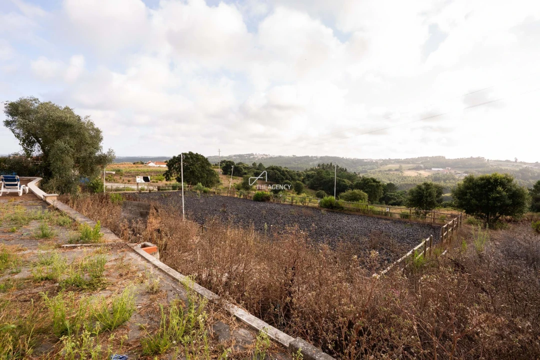 Quinta T4 para Venda em Salir de Matos Foto 31