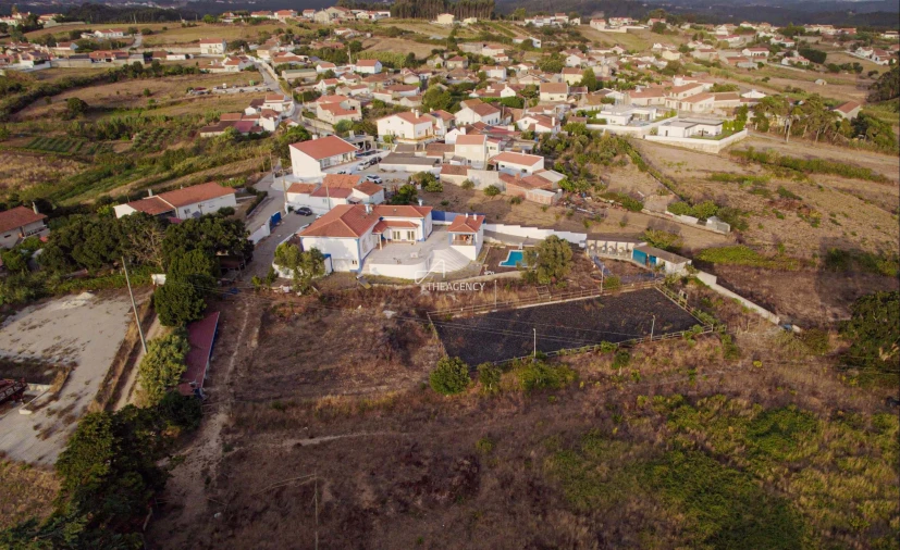 Quinta T4 para Venda em Salir de Matos Foto 32