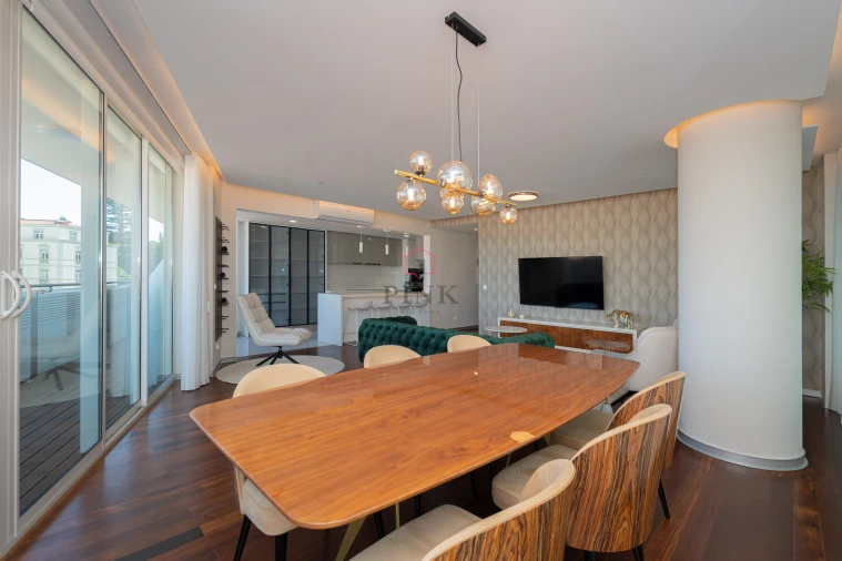 Apartamento T4 para Venda em Funchal (Se) Foto 2