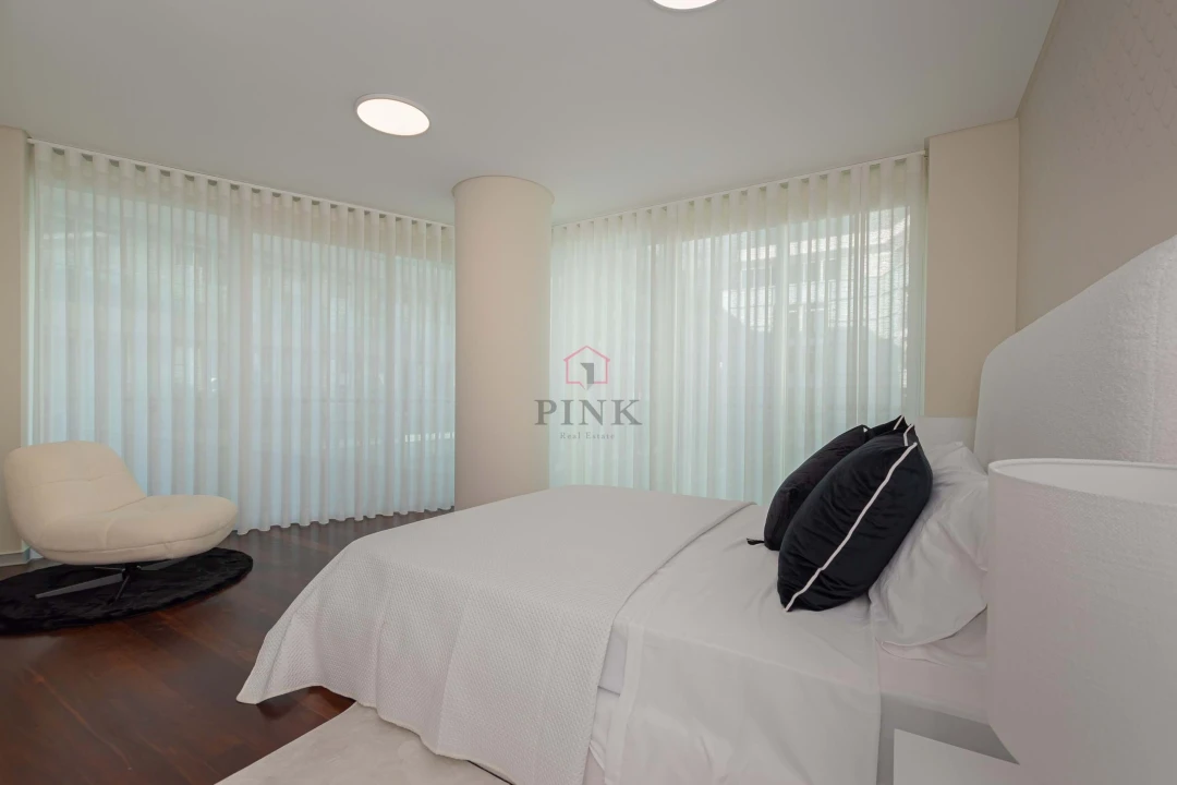 Apartamento T4 para Venda em Funchal (Se) Foto 25