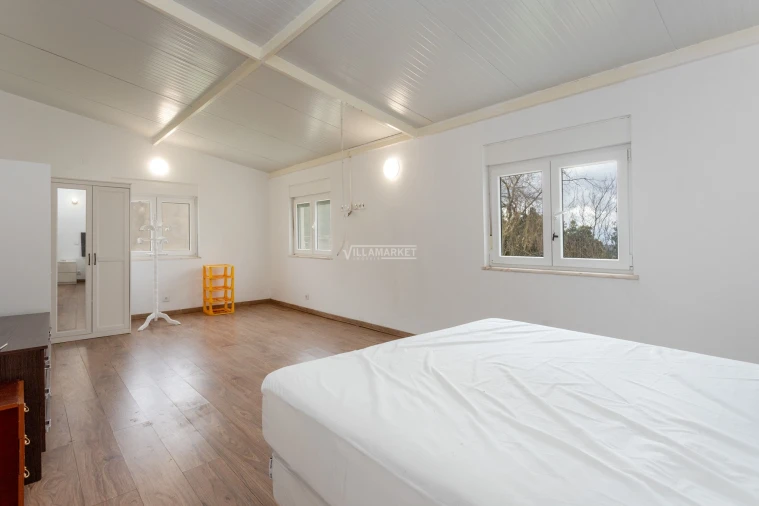 Moradia T1 para Venda em Ameixial Foto 18