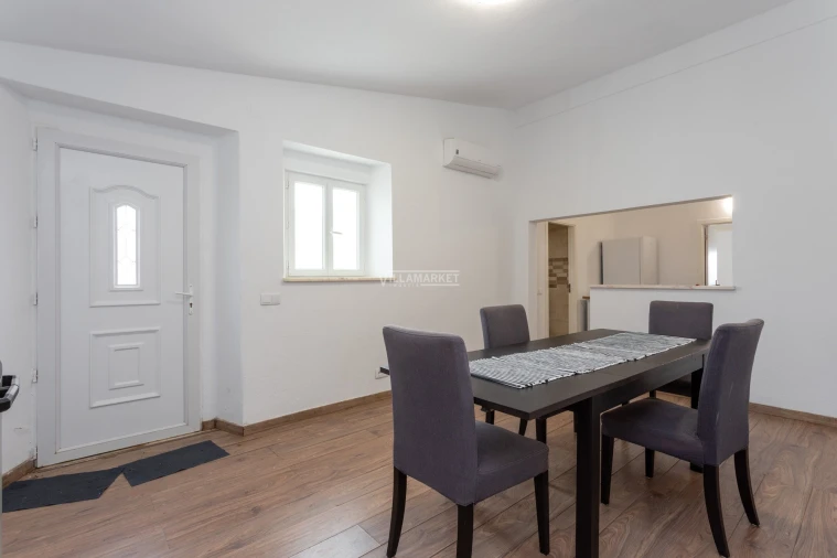 Moradia T1 para Venda em Ameixial Foto 4