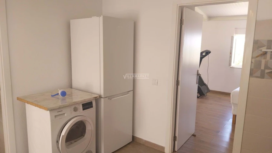 Moradia T1 para Venda em Ameixial Foto 7