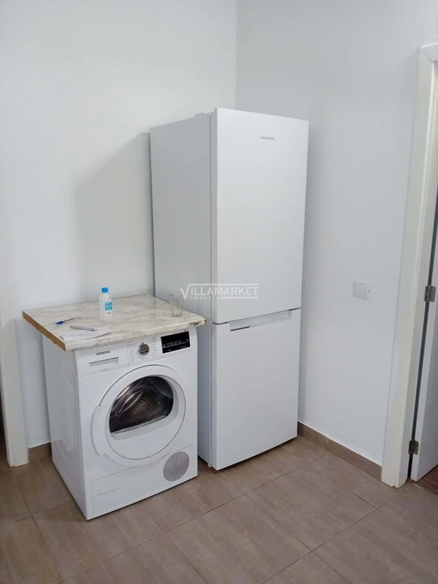 Moradia T1 para Venda em Ameixial Foto 15