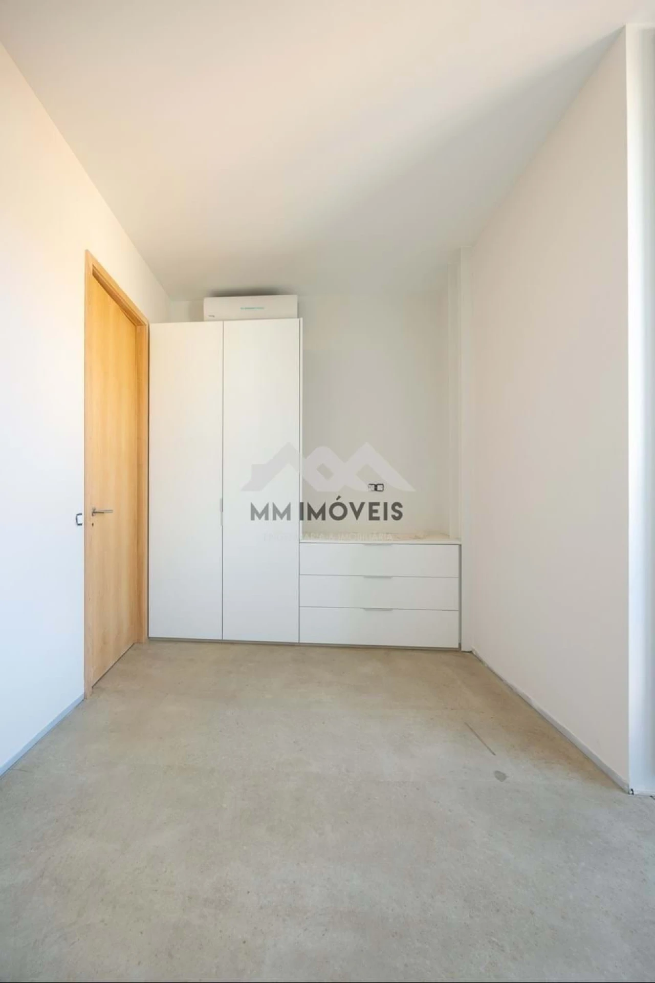 Apartamento T1 para Venda em Lordelo do Ouro e Massarelos Foto 18