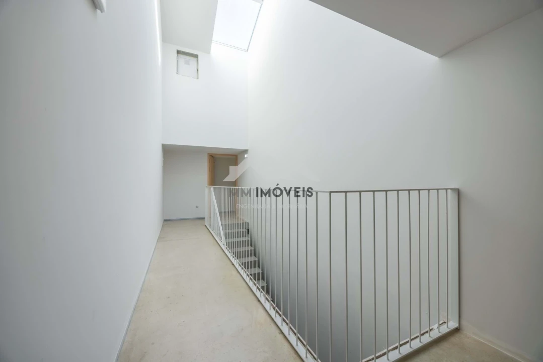 Apartamento para Venda em Lordelo do Ouro e Massarelos Foto 6