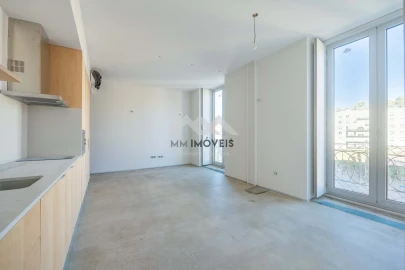 Apartamento para Venda em Lordelo do Ouro e Massarelos