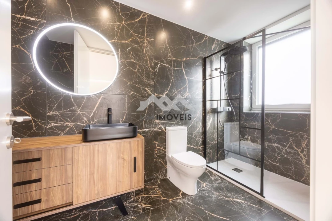 Moradia T4 para Venda em Aguas Santas Foto 37