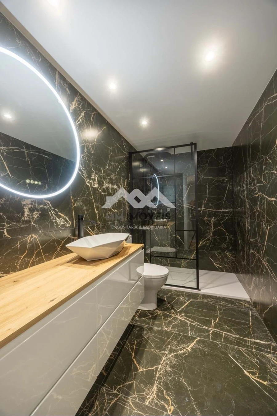 Moradia T4 para Venda em Aguas Santas Foto 12