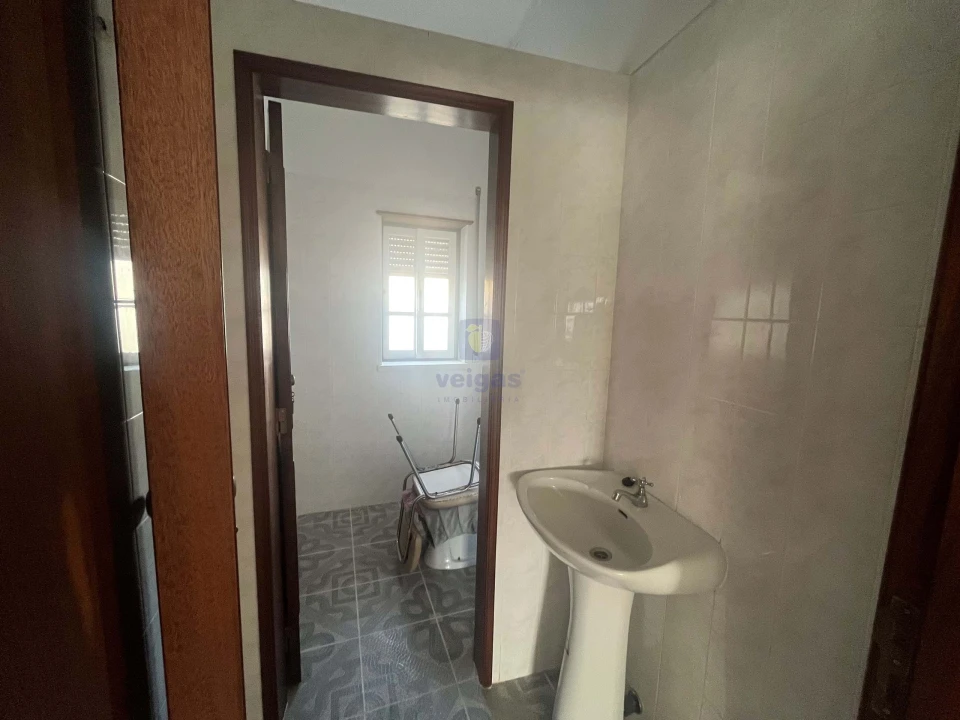 Negócio para Venda em Atouguia da Baleia Foto 12