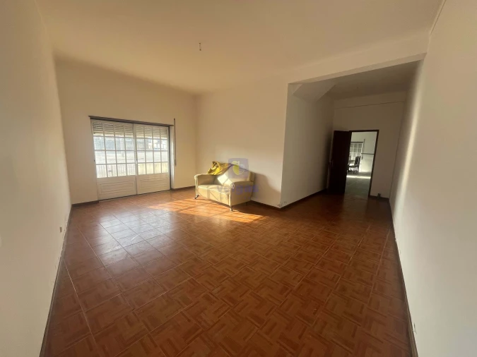 Negócio para Venda em Atouguia da Baleia Foto 15