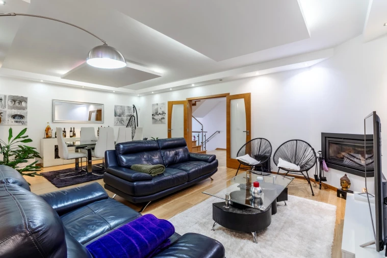 Moradia T4 para Venda em Rio de Mouro Foto 23