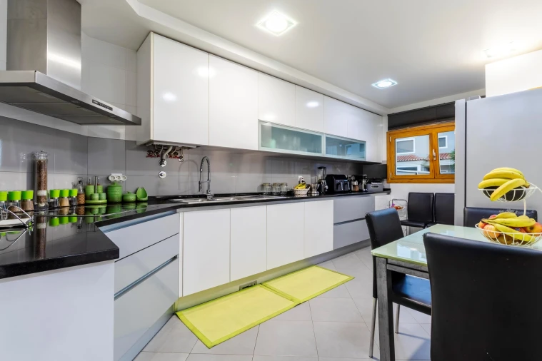 Moradia T4 para Venda em Rio de Mouro Foto 5