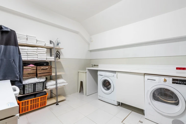 Moradia T4 para Venda em Rio de Mouro Foto 78