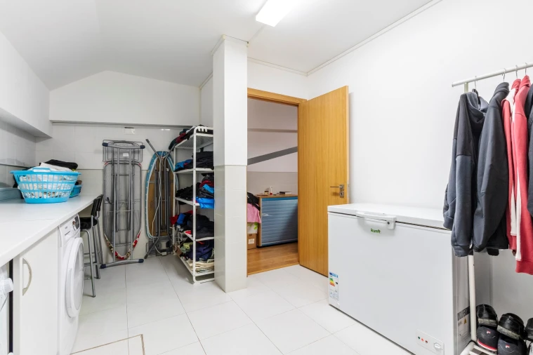 Moradia T4 para Venda em Rio de Mouro Foto 80