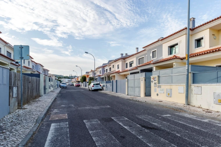 Moradia T4 para Venda em Rio de Mouro Foto 84