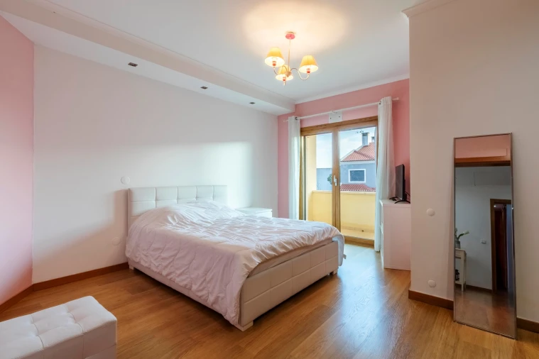 Moradia T4 para Venda em Rio de Mouro Foto 48