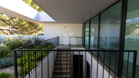 Moradia T9 para Venda em Sesimbra (Castelo)