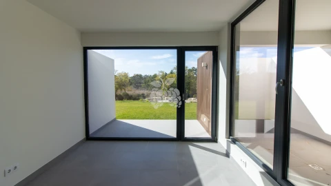 Moradia T9 para Venda em Sesimbra (Castelo)