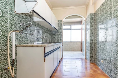 Apartamento T2 para Venda em Benfica