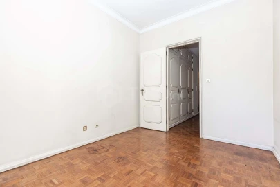 Apartamento T2 para Venda em Benfica