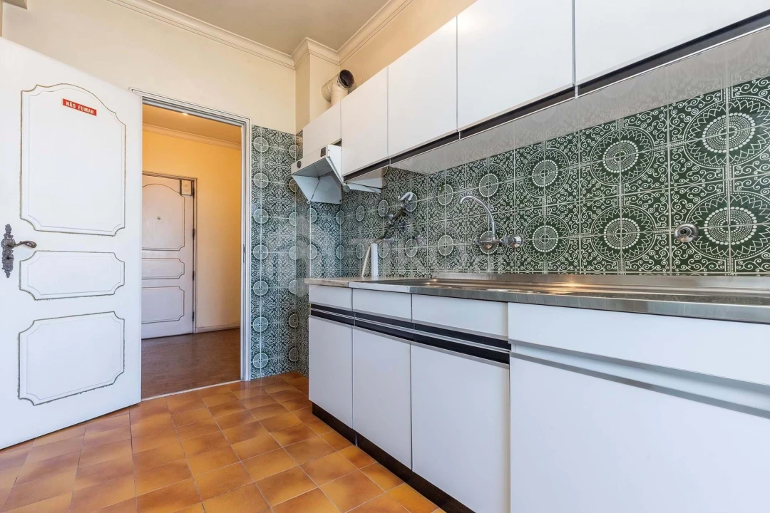 Apartamento T2 para Venda em Benfica Foto 19